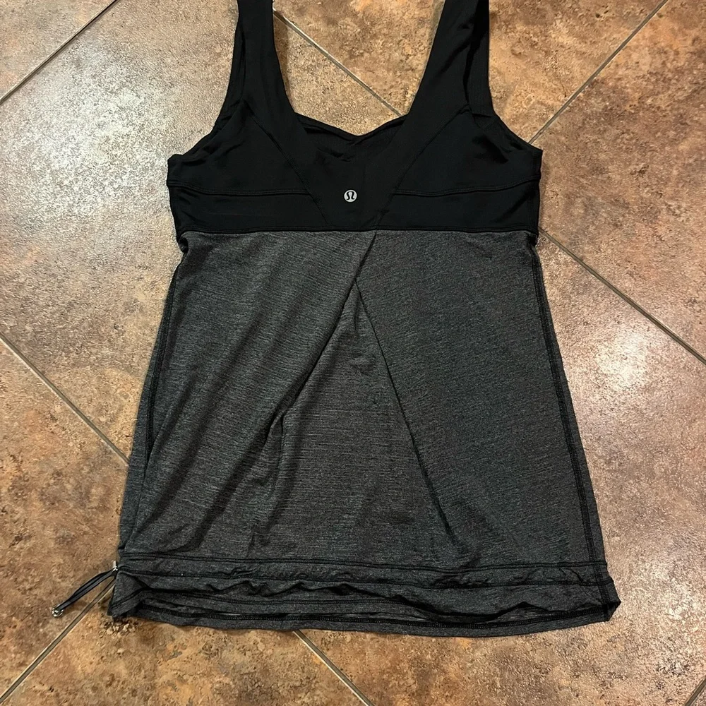 Lululemon Run Tame Me Tank Size 8‎